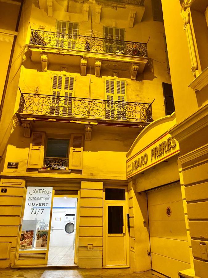 Super Monaco Apartment Luaran gambar