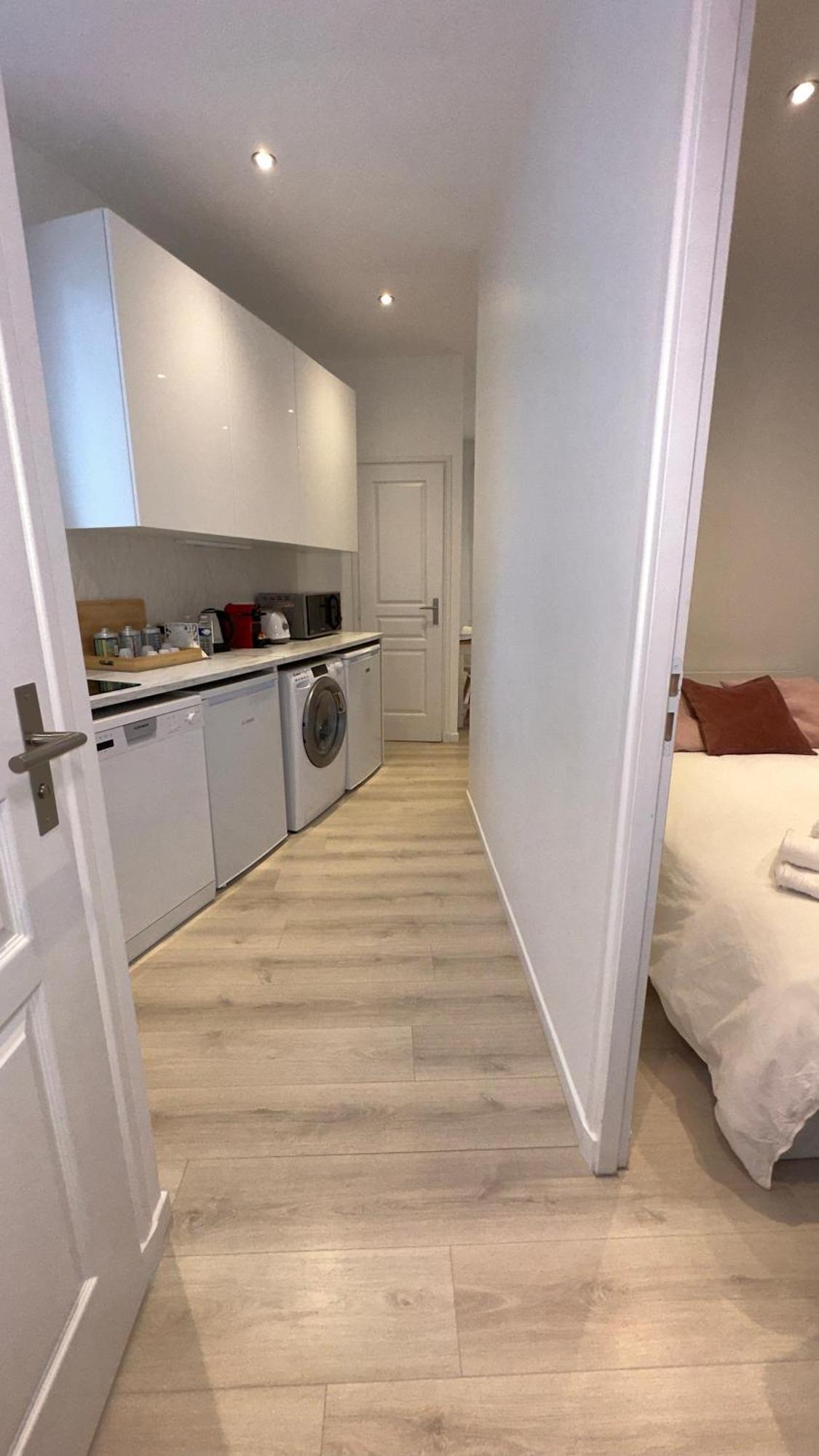 Super Monaco Apartment Luaran gambar